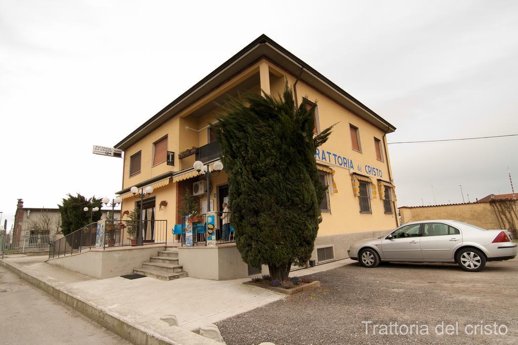 Affittacamere Trattoria Del Cristo Ospedaletto Lodigiano Exterior photo
