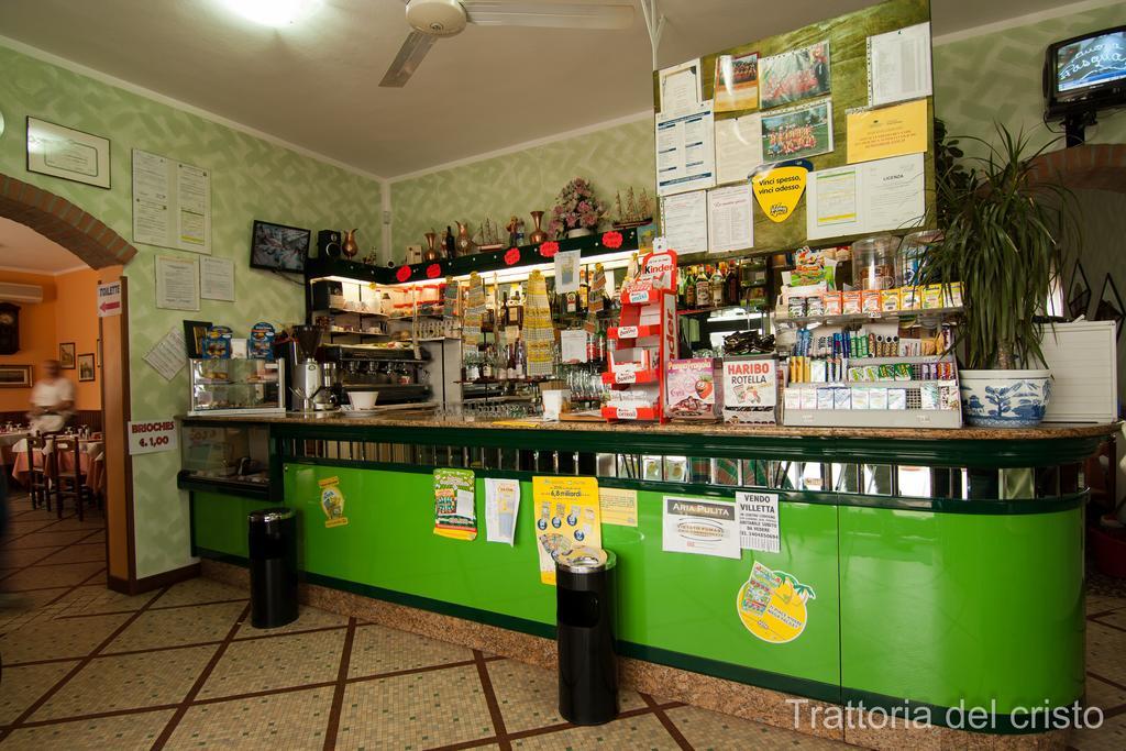 Affittacamere Trattoria Del Cristo Ospedaletto Lodigiano Exterior photo